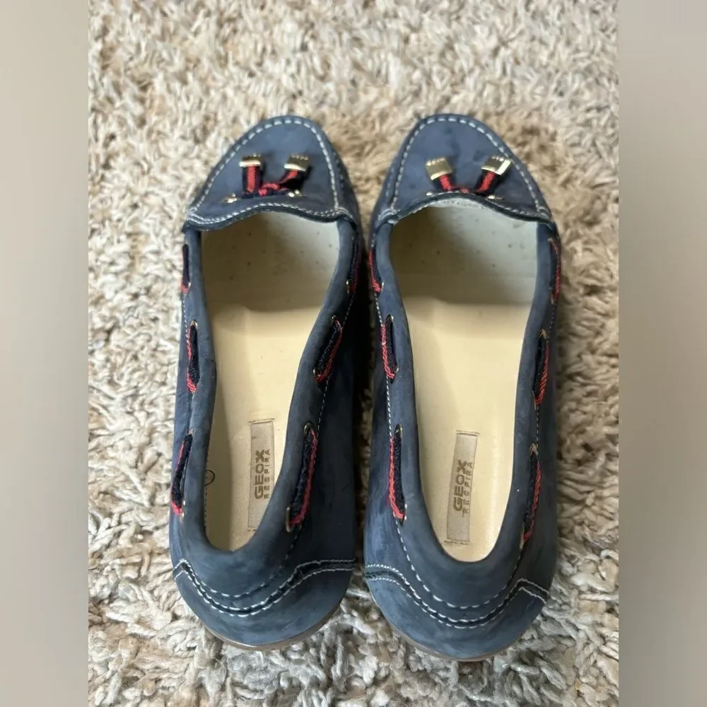 Geox EUC blue/red suede threaded detail loafers/boat shoes Size 41